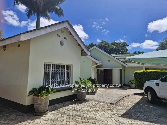 Luxurious Alex Park House For Sale
