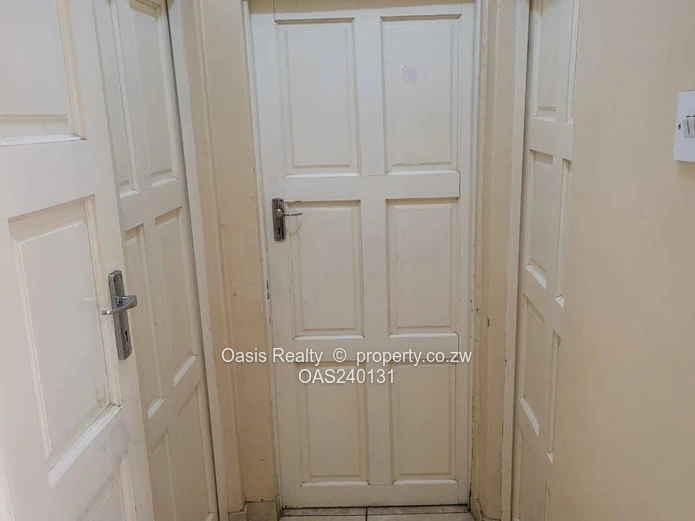 Semi-detached Garden Flat to Rent 