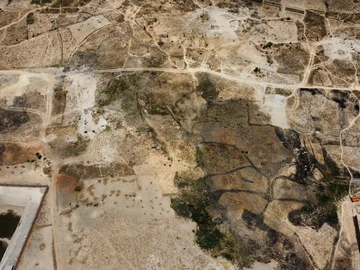 Commercial & Industrial Land