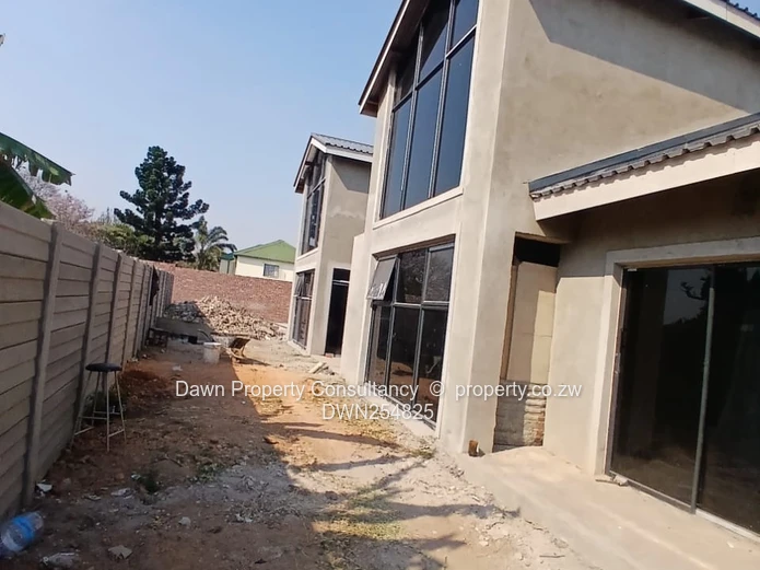 Greendale 3-Bedroom Cluster for Sale – Spacious Living & Prime Investment