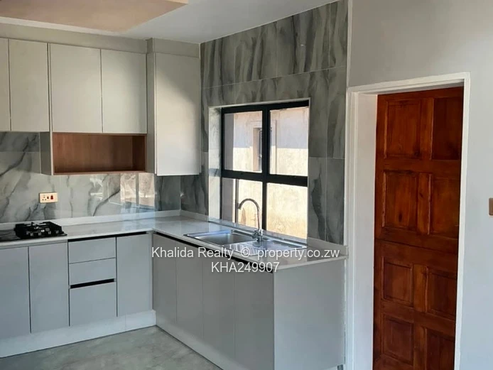 Recently Built & Ready for Occupation, 3 bedroom family home in Rainham Park Gated Community.