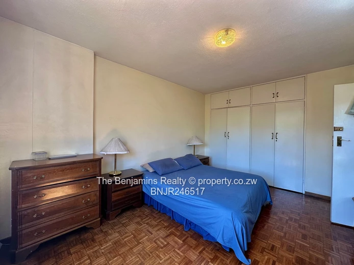 Spacious 3 Bedroom Apartment - Avenues
