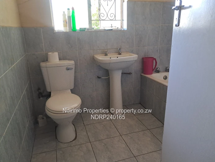 Hatfield House For Sale