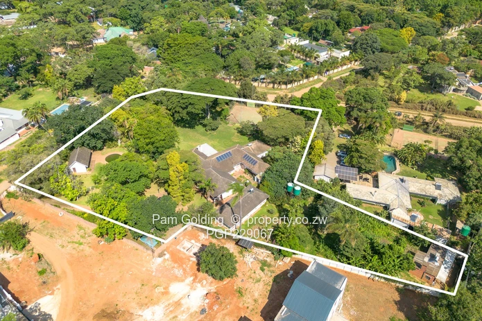 Two Acres on Kew Drive