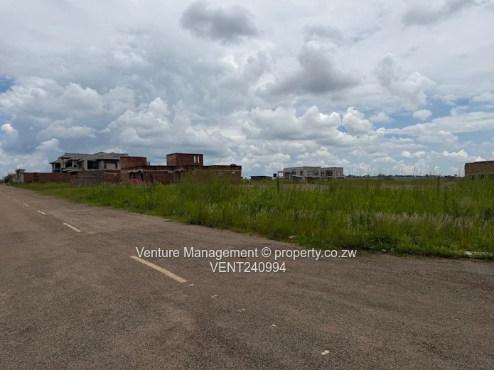 Prime Corner Stand for Sale  Pomona City, Harare North