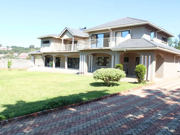 Modern House to Let