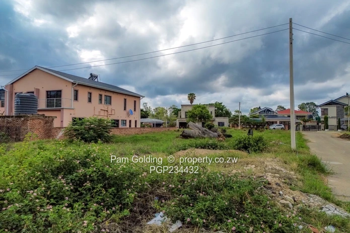 Cluster Stand For Sale (Sole Mandate)