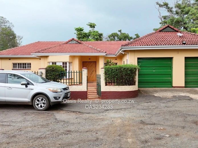 Neat and Spacious Townhouse For Rent