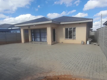 3 Bedroom Townhouse Complex