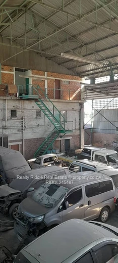 Willowvale Automotive Warehouse with Workshop & Offices