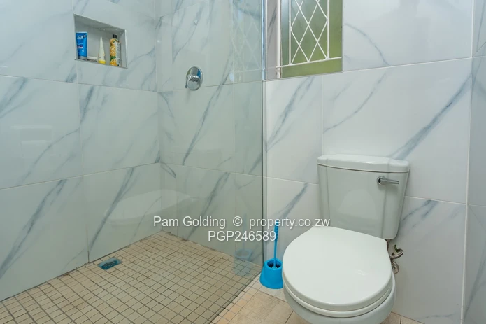 Rhodesville – 4 Bedroom Family Home With A Prolific Borehole