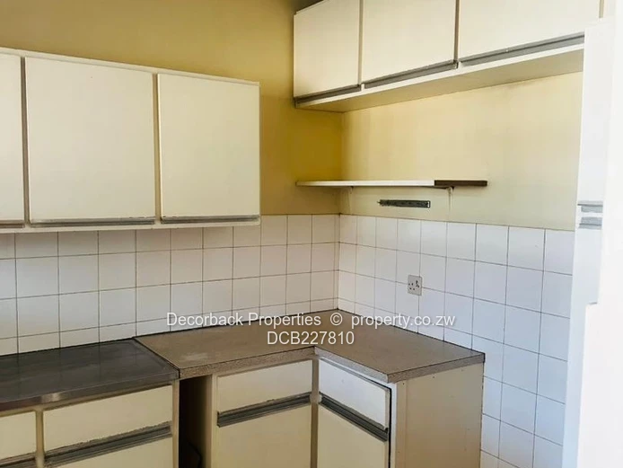 Charming 2-Bedroom Garden Flat for Rent in Harare's Avenues