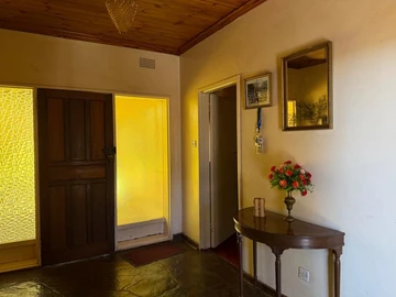 7 Bedroom House