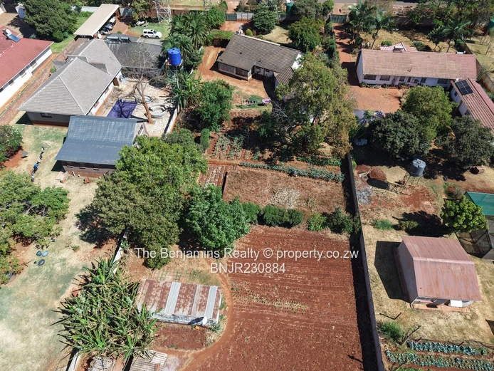 Prime land on Greendale Avenue