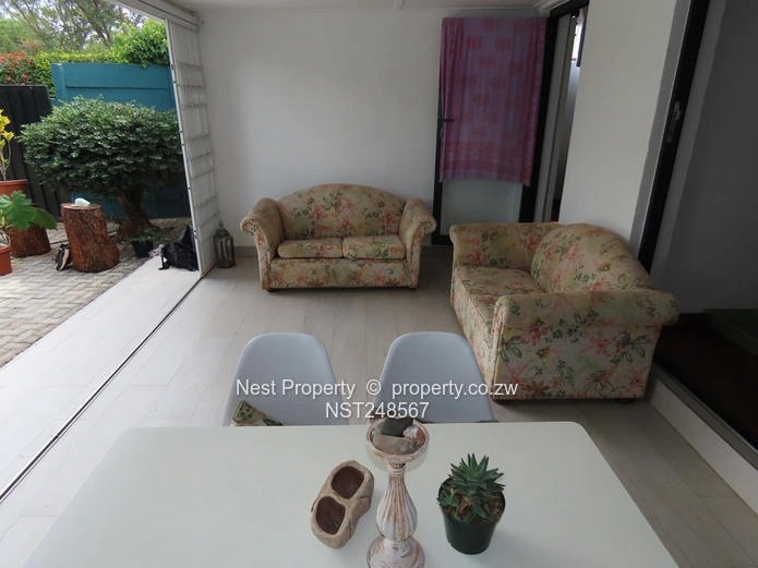 Neat 2- Bedroom Garden Flat in Greystone Park! (Sole Mandate)