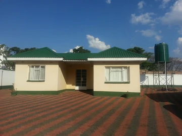 Cottage for rent in Hogerty hill Borrowdale