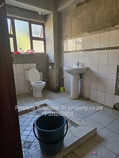 Partly Finished 5-Bed Shawasha Home with Borehole (Sole Mandate)