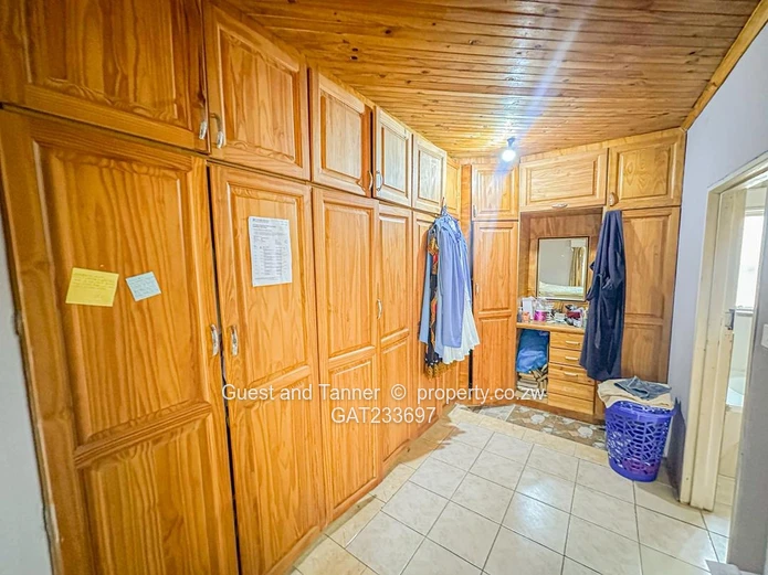  4 Bedroomed house in Chadcombe For Sale 