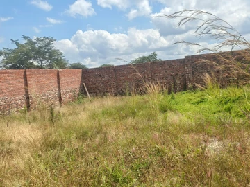 Commercial & Industrial Land