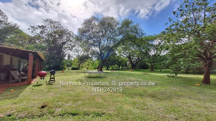 Emerald Hill on Pembroke Rd