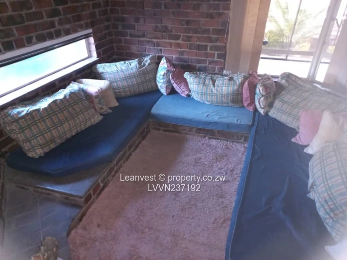 Glen Lorne Folyjon House For Sale 