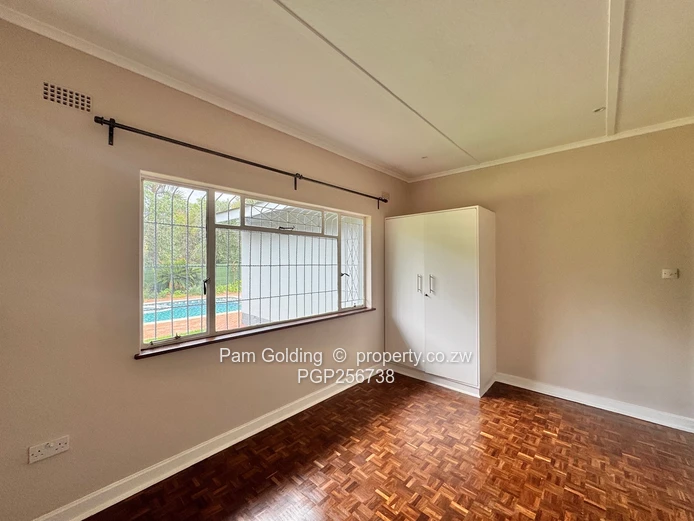Renovated - 4 Bedroom Home - Greendale North