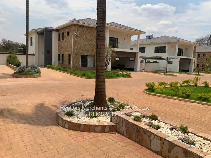 Pomona Townhouse For Sale