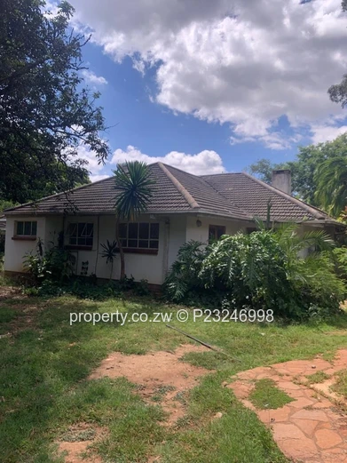 1 hectare property development site (Sole Mandate)