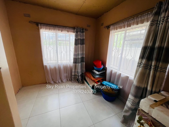 Damafalls 3 Bedroom House for Sale!*
