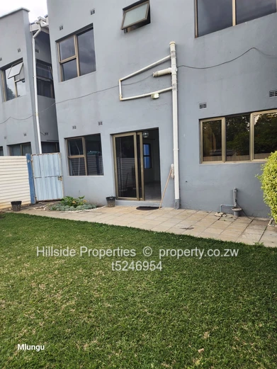 3bedroom apartment Newlands 