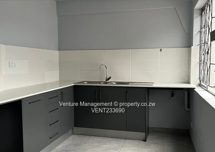 Shop for rent Highlands