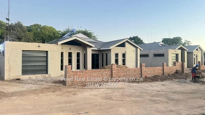 Modern 4-Bed Townhouse Complex in Hatfield