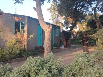 2 Bedroom House