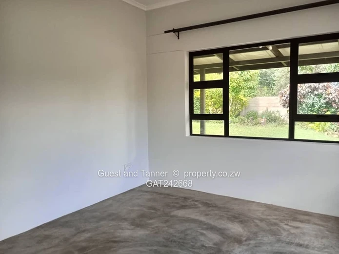 Beautiful Dual-Residence Property on 1,400sqm