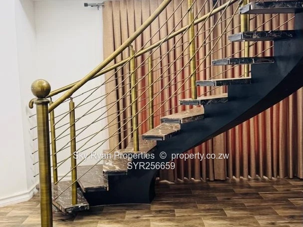 Luxury Brookview Estate For Sale 