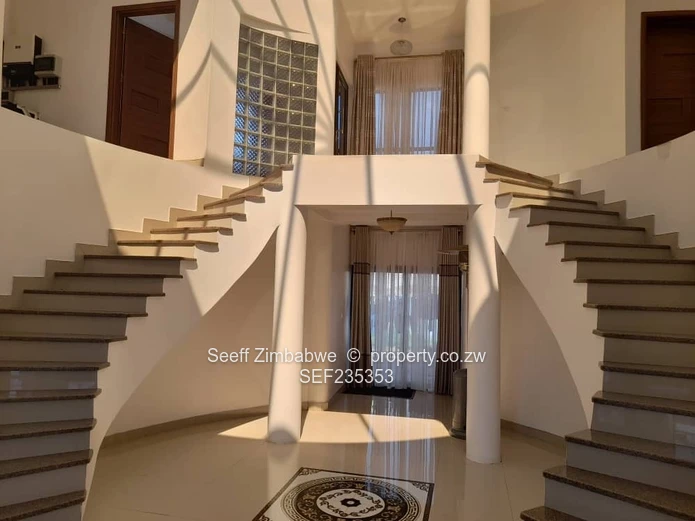 Exquisite Quinnington Masterpiece: Luxury Living with Skyline Views (Sole Mandate)