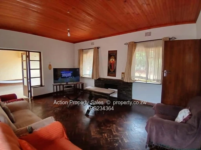 House To Rent In Greendale/Kamfinsa! 