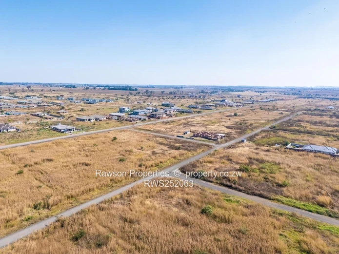 Shine Plus Park (Haydon) Gated Community Stands For Sale