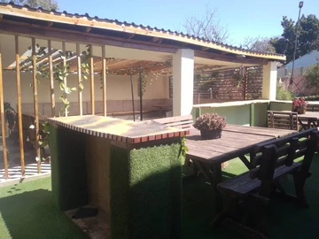 Prime Hatfield Commercial Property for Letting Along Airport Road