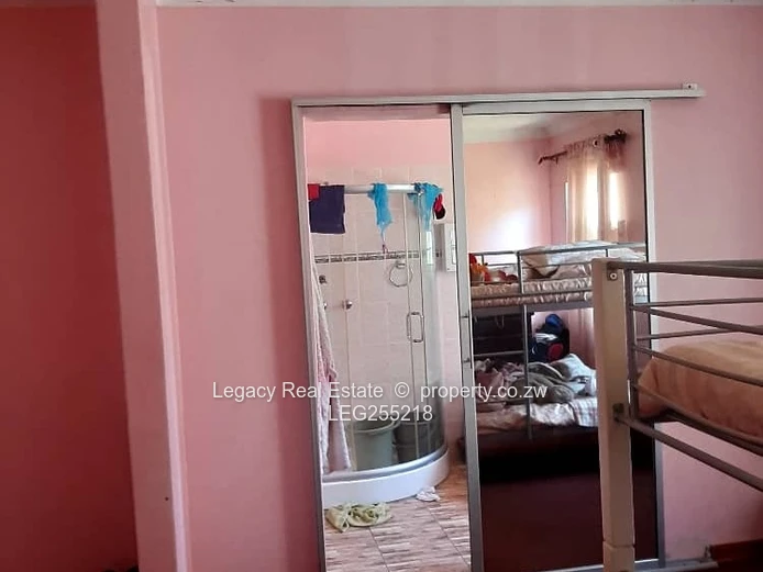 Chadcombe 4BR House for Rent — 2000m² with Borehole (Sole Mandate)