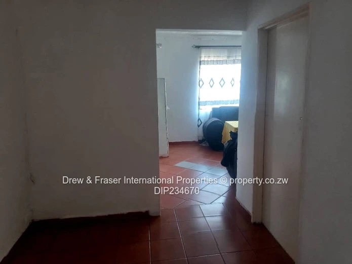 Hatfield 4 beds house for sale $150k