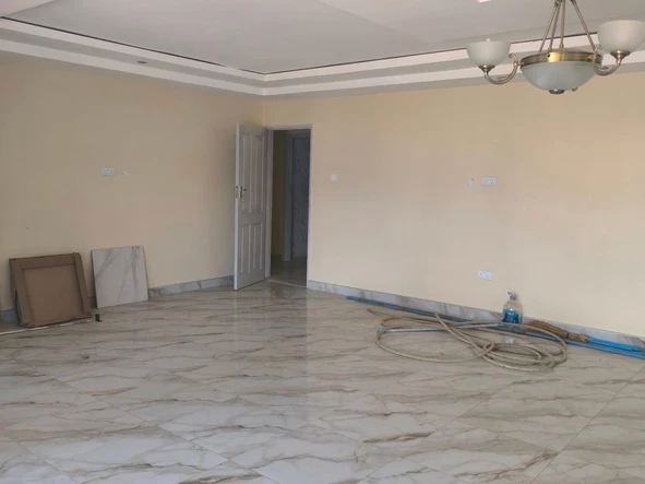 3 Bedroom Garden Flat