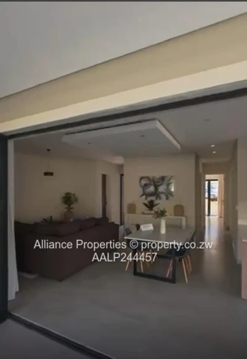 Greendale Coronation – Modern 4-Bedroom Home with Solar Backup & 24hr Security (USD $2,000)