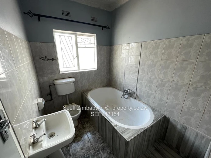 Charming 3-Bedroom Home with Modern Conveniences