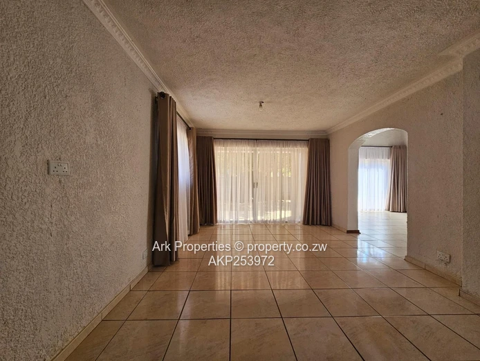 Borrowdale Modern Cluster House To Rent