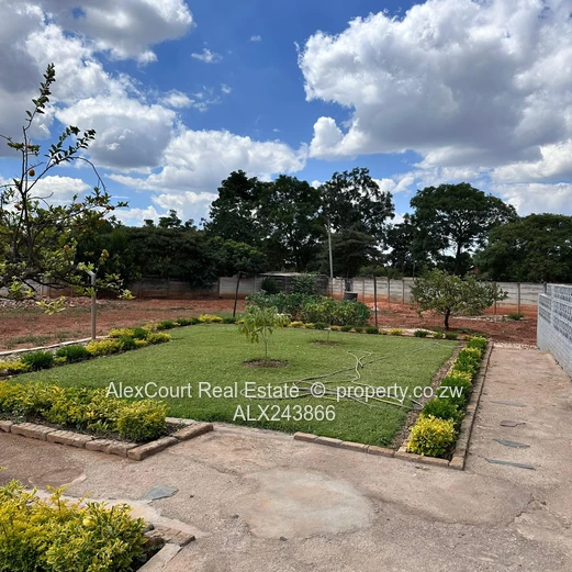 Spacious Home In Prospect, Waterfalls For Rent (Sole Mandate)