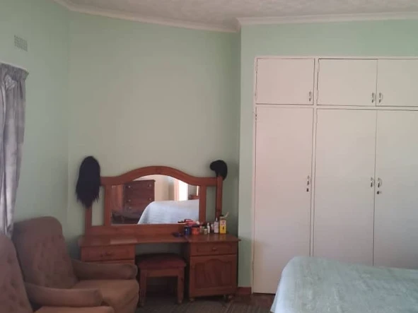 Commercial & Industrial Land