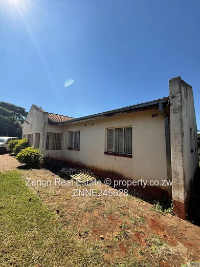 3 Bedroomed House For Sale In Westgate .150k.deeds (Sole Mandate)