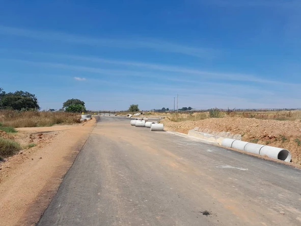 Commercial & Industrial Land