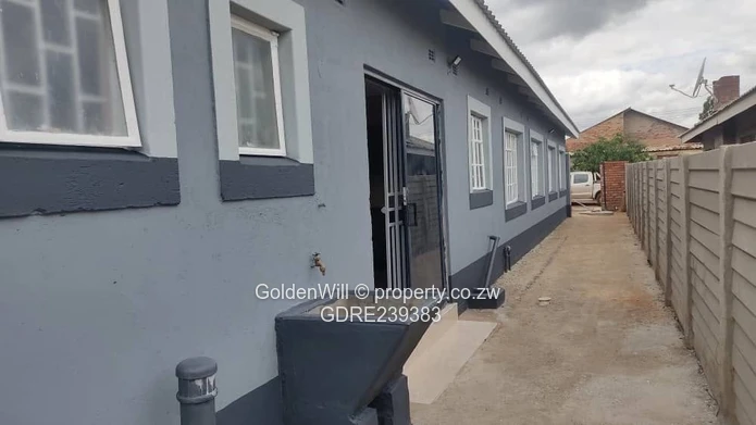 Budiriro cluster to rent 